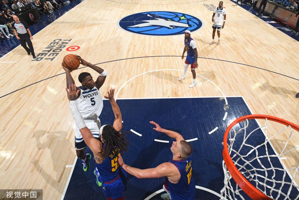 比赛变得更 比赛变得更