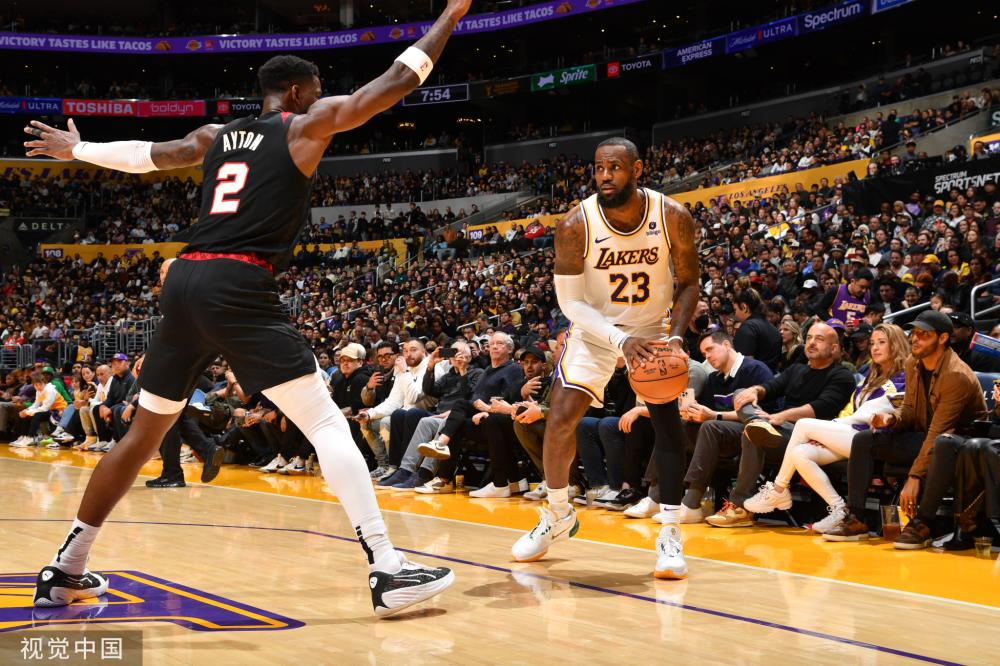 如德里克 如德里克